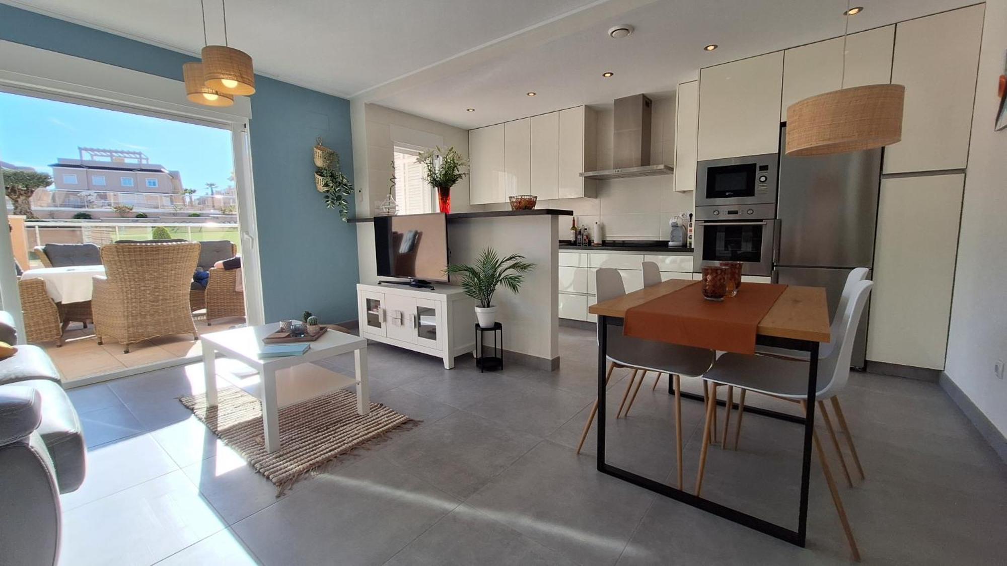 Apartments Punta Prima Indoor & Outdoor Pool Τορεβιέχα Εξωτερικό φωτογραφία