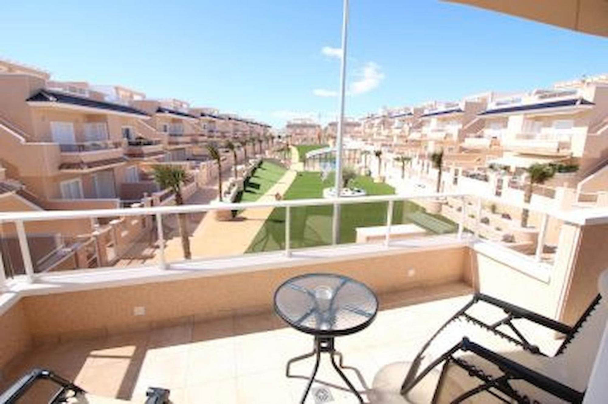 Apartments Punta Prima Indoor & Outdoor Pool Τορεβιέχα Εξωτερικό φωτογραφία