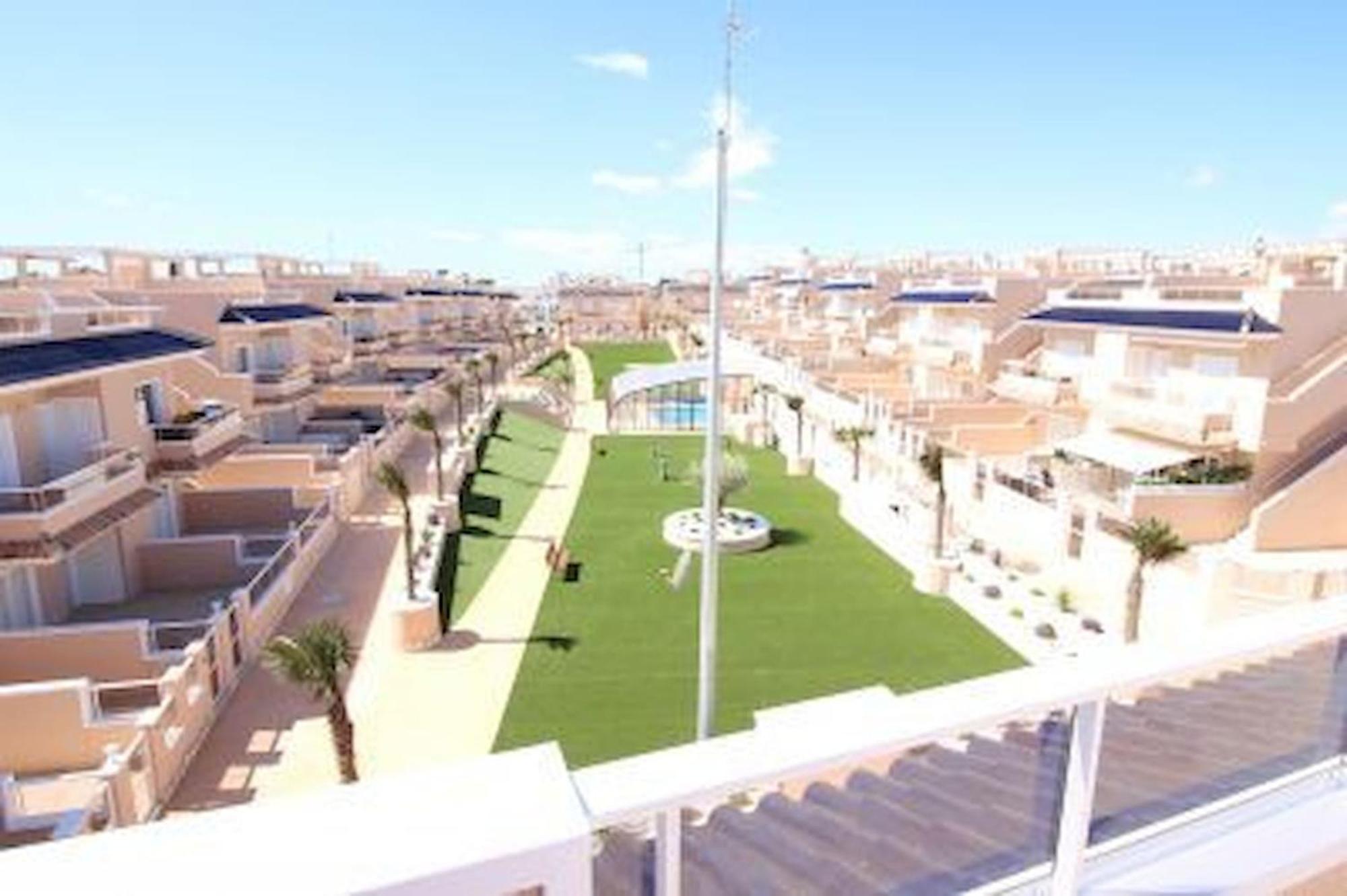 Apartments Punta Prima Indoor & Outdoor Pool Τορεβιέχα Εξωτερικό φωτογραφία