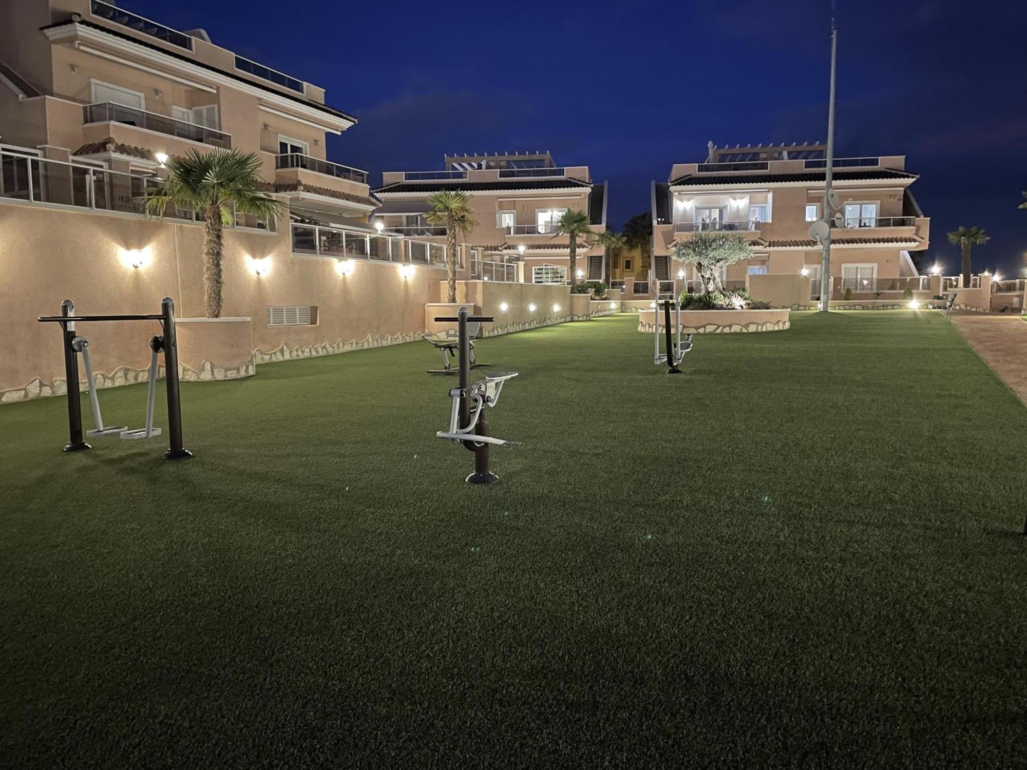 Apartments Punta Prima Indoor & Outdoor Pool Τορεβιέχα Εξωτερικό φωτογραφία