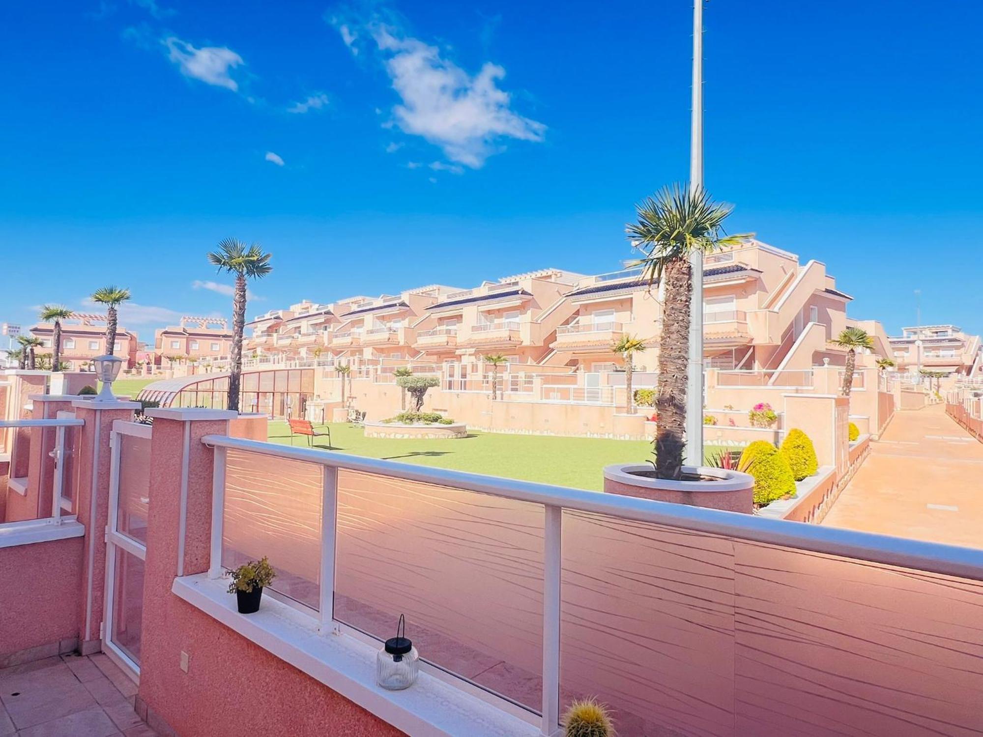 Apartments Punta Prima Indoor & Outdoor Pool Τορεβιέχα Εξωτερικό φωτογραφία