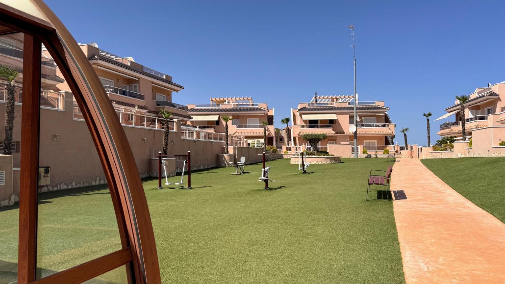 Apartments Punta Prima Indoor & Outdoor Pool Τορεβιέχα Εξωτερικό φωτογραφία