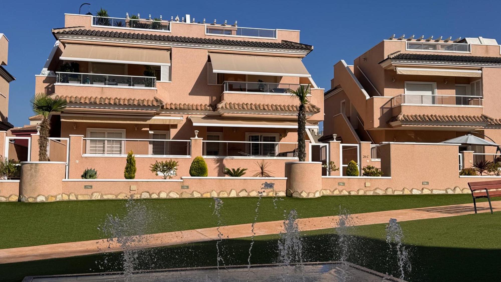 Apartments Punta Prima Indoor & Outdoor Pool Τορεβιέχα Εξωτερικό φωτογραφία
